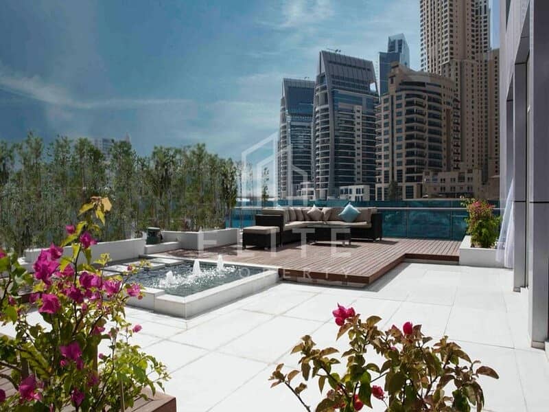 位于迪拜码头，奥拉码头大厦 5 卧室的别墅 20000000 AED - 5840823