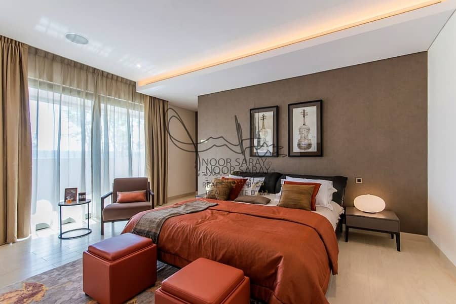 16 4 Bed  exquisitely designed villa : Experience Dubai's standard of fine living
