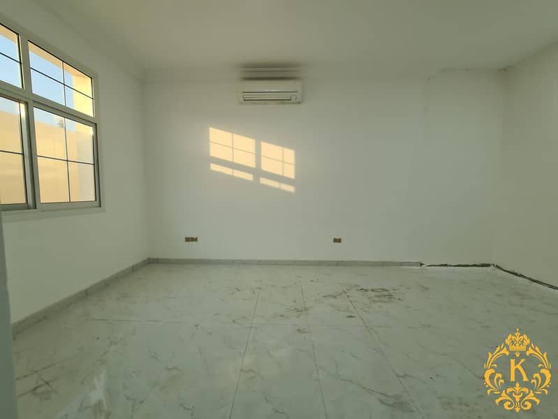 شقة في مدينة الرياض 1 غرفة 27000 درهم - 5084711