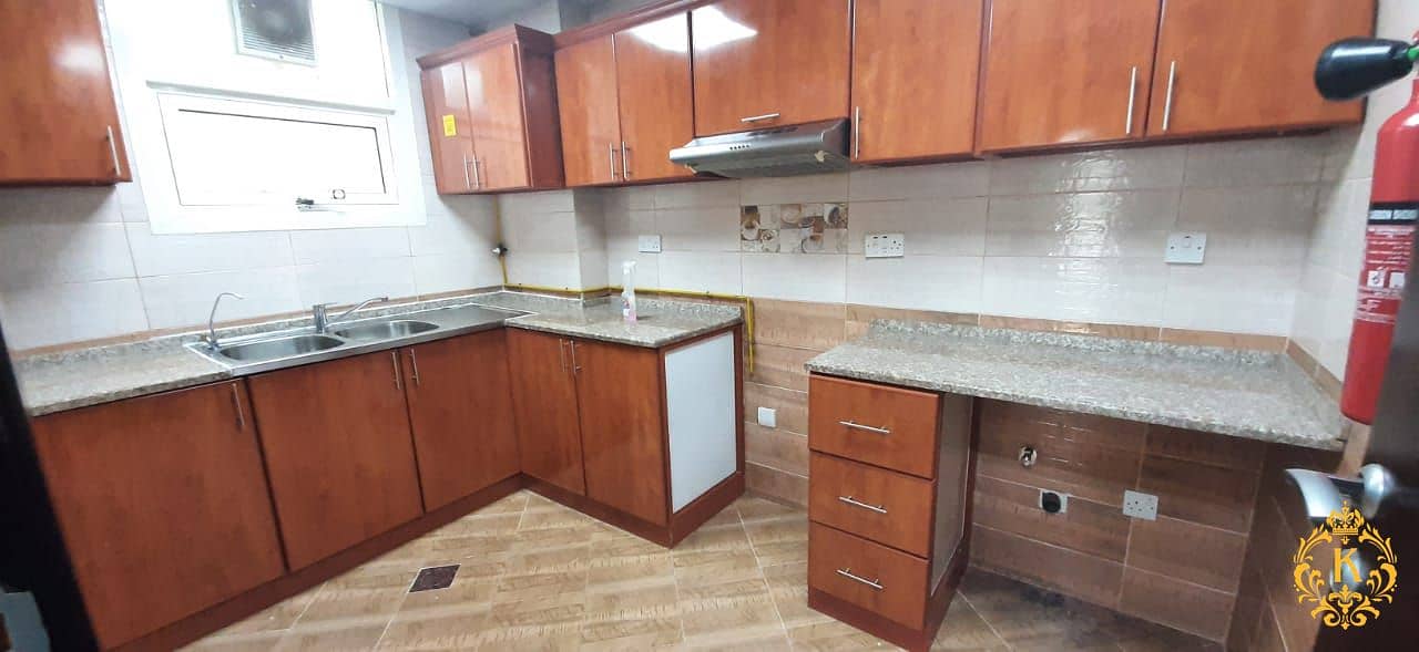 Квартира в Аль Шамха, 1 спальня, 38000 AED - 5090439