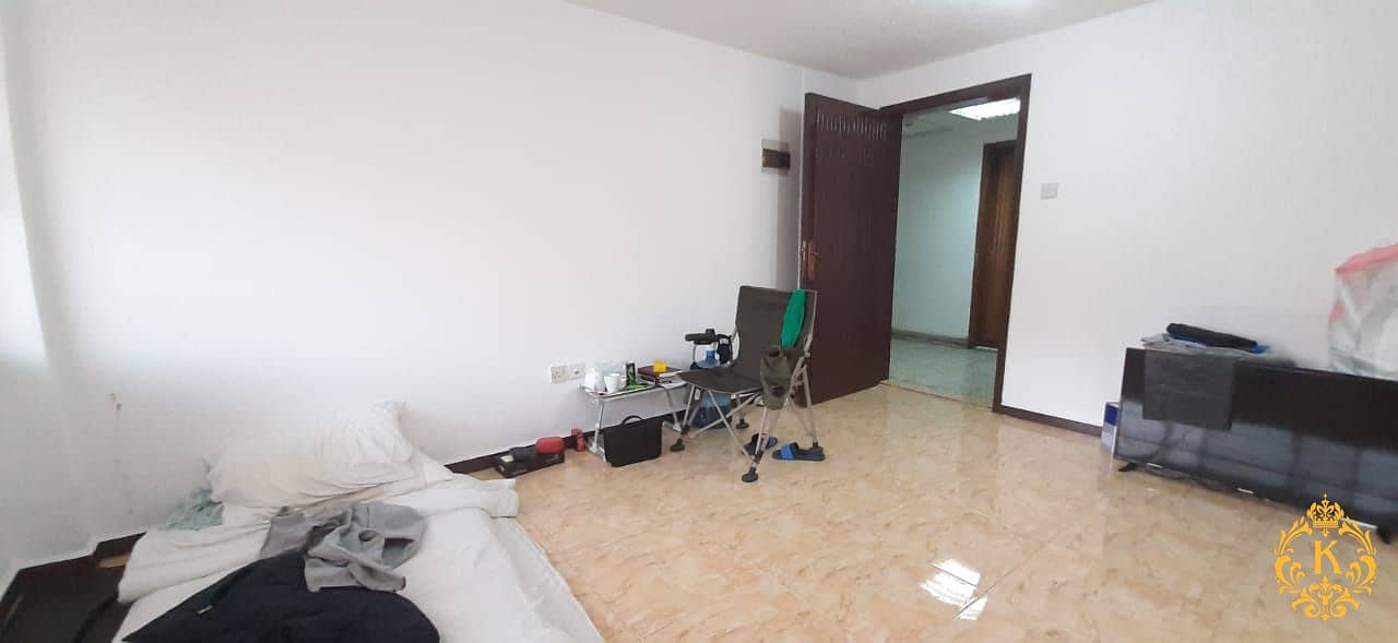شقة في الشامخة 1 غرفة 25000 درهم - 5094970
