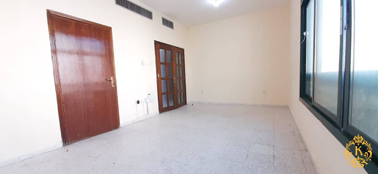 Квартира в Аль Шамха, 2 cпальни, 45000 AED - 5106551