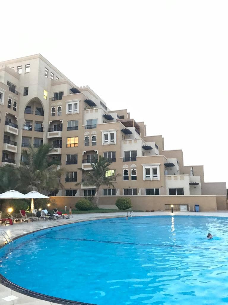 A beautiful huge 1BR apartment in Bab al Bahr