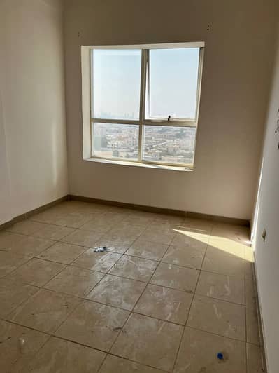 For annual rent in Ajman, a wonderful apartment, a large area, a very clean building, a privileged location, close to all services and close to entran