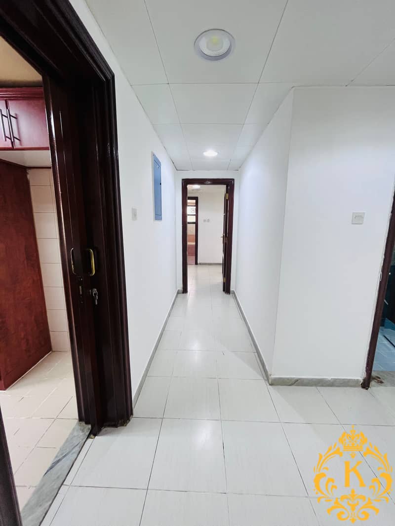 شقة في شارع الوحدة (شارع دلما)،الوحدة 3 غرف 60000 درهم - 6552595