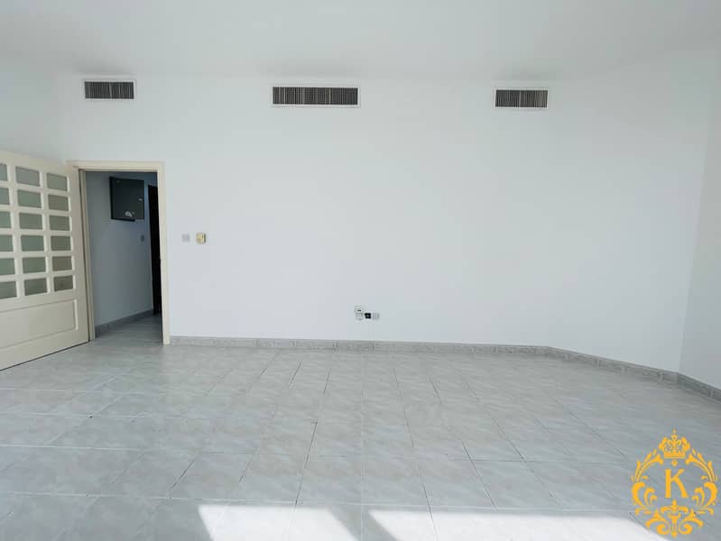 Outclass 2-bedroom corridor with balcony +13 months contract