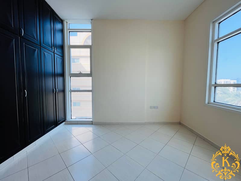 شقة في شارع الوحدة (شارع دلما)،الوحدة 2 غرف 50000 درهم - 6755706