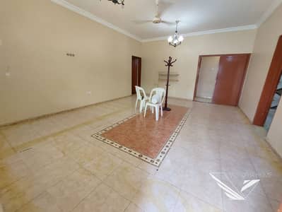 Spacious 4 bedroom villa with maids room  covered parking! Al azra park area