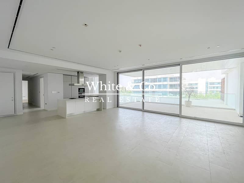 Vacant | Green Surrounding | Spacious Vacant | Green Surrounding | Spacious