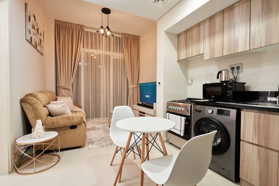 COSY AND ELEGANTLY FURNISHED 1 BR IN DAMAC HILLS