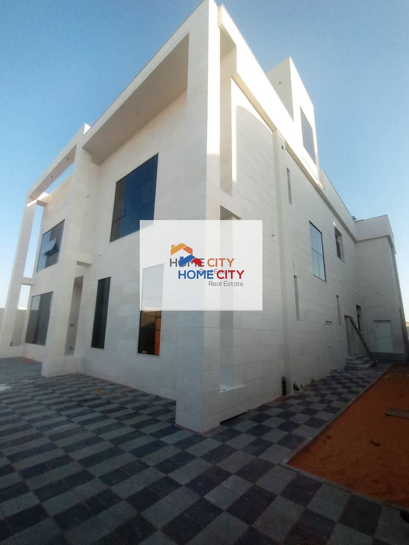 Villa for rent in the city of Riyadh, south of Al Shamkha, with modern finishing (6 master rooms)