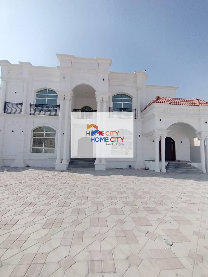 Villa for rent in the city of Riyadh, south of Al Shamkha, in a great location (7 master bedrooms) 180,000 dirhams annua