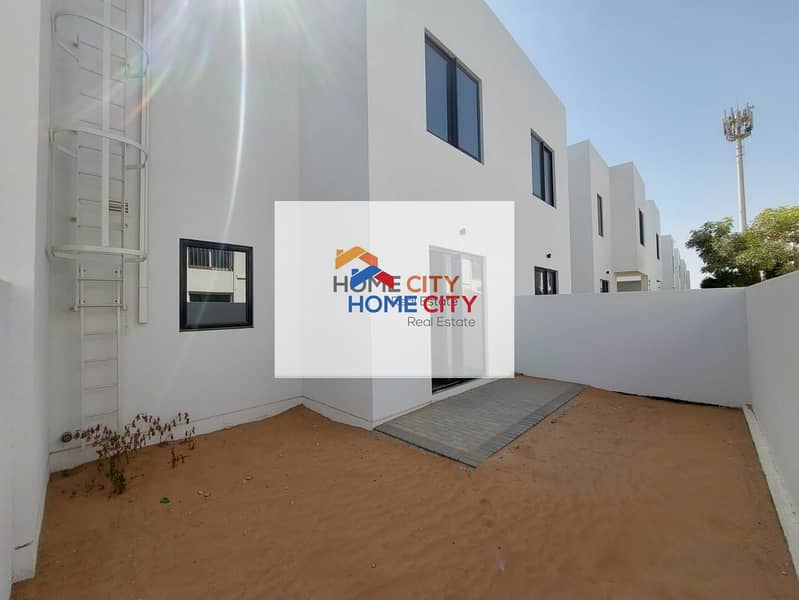 Apartment for rent in Al Ghadeer Phase I, 3 bedrooms, in a great location, 66000 dirhams 4 payments