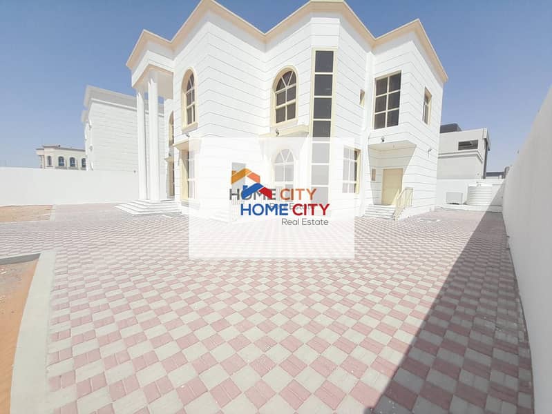 Modern villa for rent in South Shamkha, close to services, 6 master rooms, 150000 dirhams annually