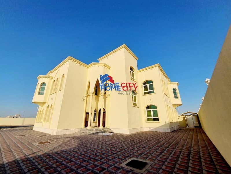 Villa for rent in Madinat Zayed, very close to Khalifa A, B, 13 bedrooms, asking 250 thousand