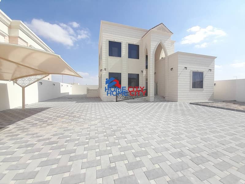 Villa for rent in the south of Al Shamkha, in a prime location, 6 rooms, asking 160,000