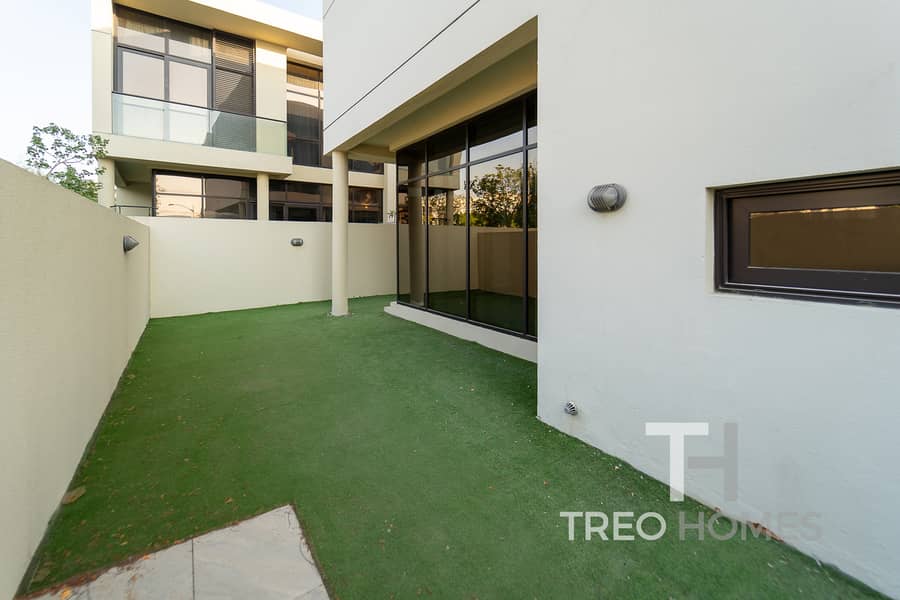 THM I Move In Today I Landscaped Garden THM I Move In Today I Landscaped Garden