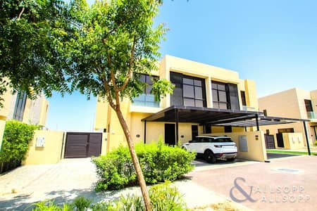4 Bedroom Villa for Sale in DAMAC Hills, Dubai - 4 Bedroom | Single Row | Backing Parks