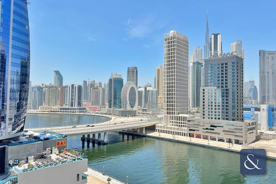 One Bed & 2 Bath | Canal Views | Balcony One Bed & 2 Bath | Canal Views | Balcony