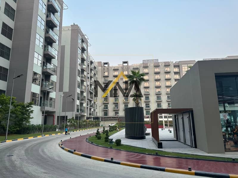 Pool View | Studio | Balcony | Kitchen Appliances Pool View | Studio | Balcony | Kitchen Appliances