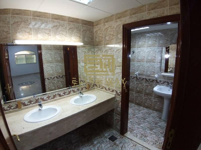 7 Luxurious and large villa for rent in Al Karama area