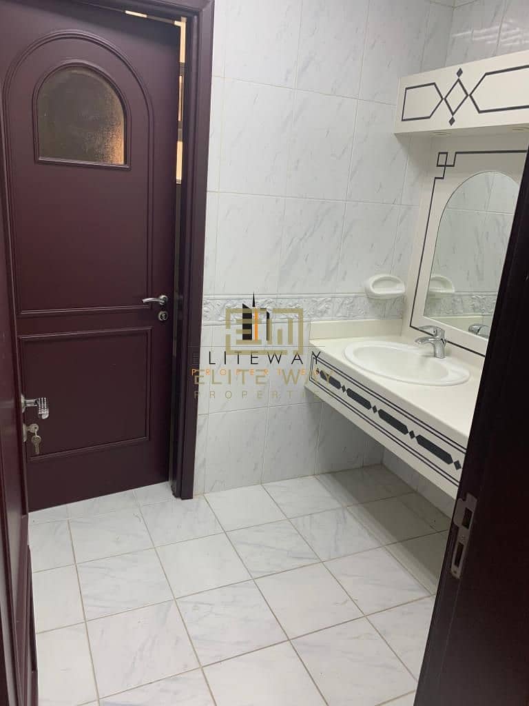 22 Enjoy Royal Luxurious 5Bedroom Villa at bain al jesrain