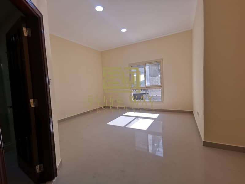 11 Awesome newly renovated 4 bedroom villa in al nahyan