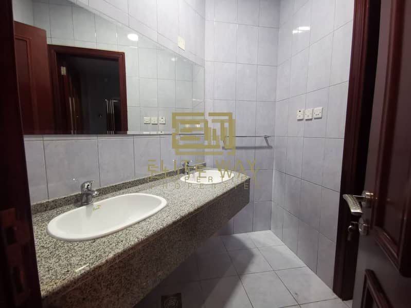 27 Awesome newly renovated 4 bedroom villa in al nahyan