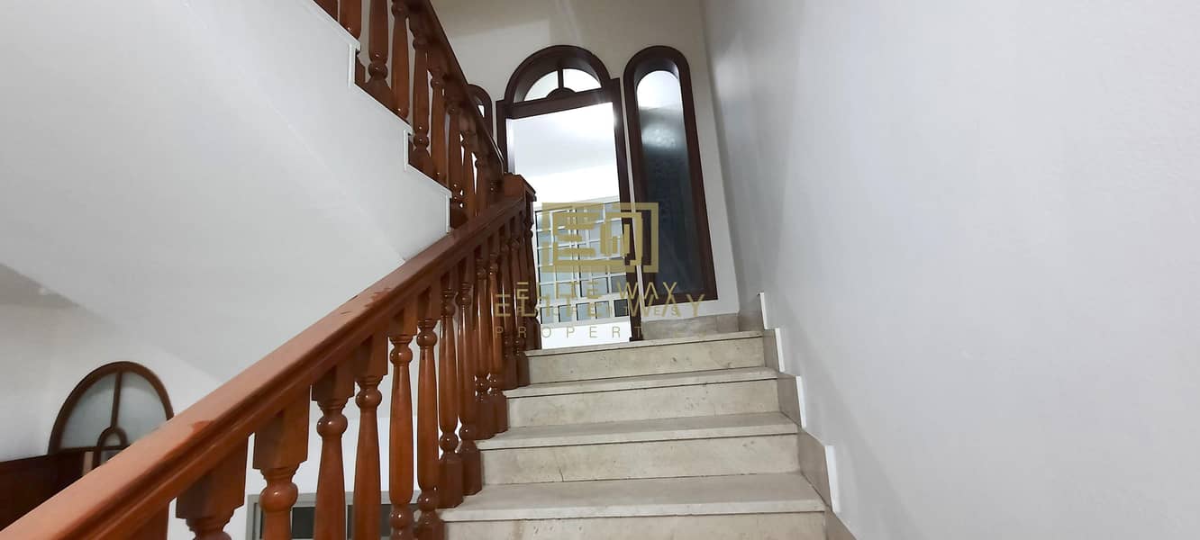 18 magnificent three-story villa at wahda street