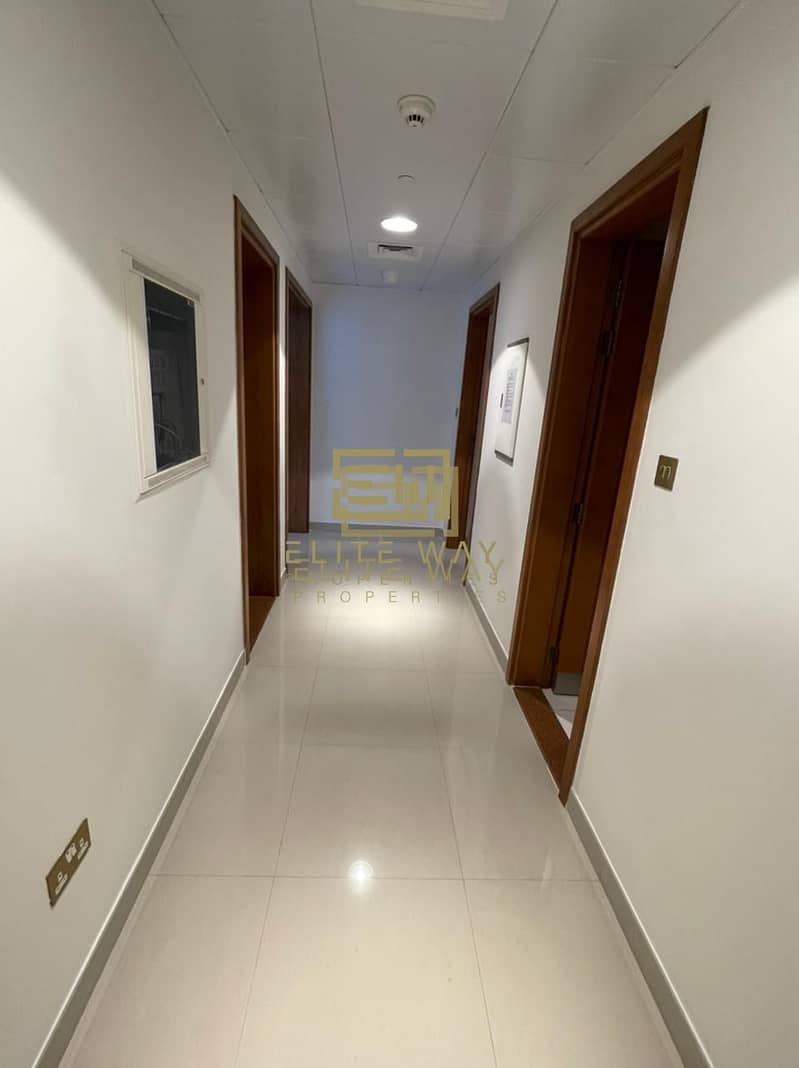 Квартира в Аль Халидия, 2 cпальни, 80000 AED - 5400687