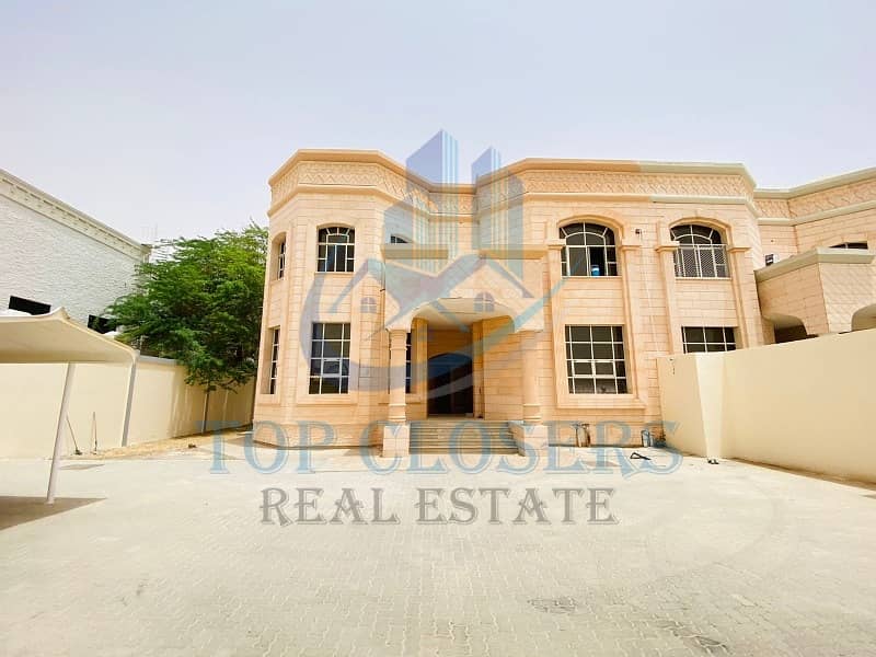 Duplex Villa | Private Entrance |Balcony| Yard