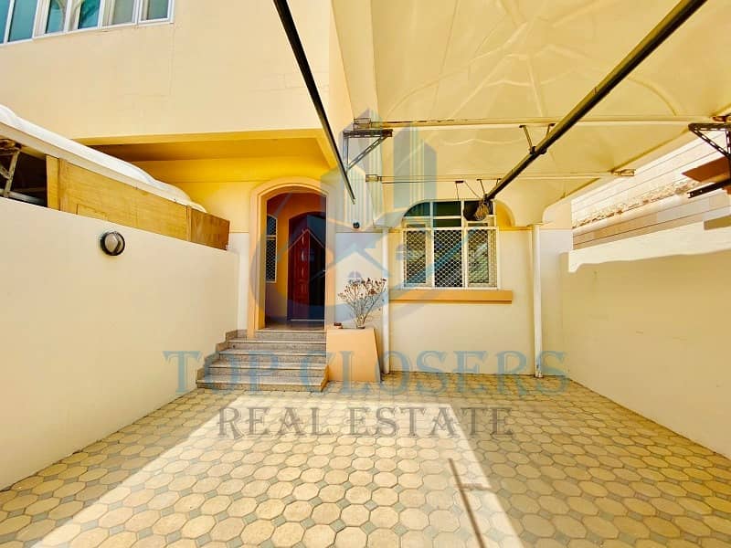 Ground Floor Villa| Near to Mall| Maid room