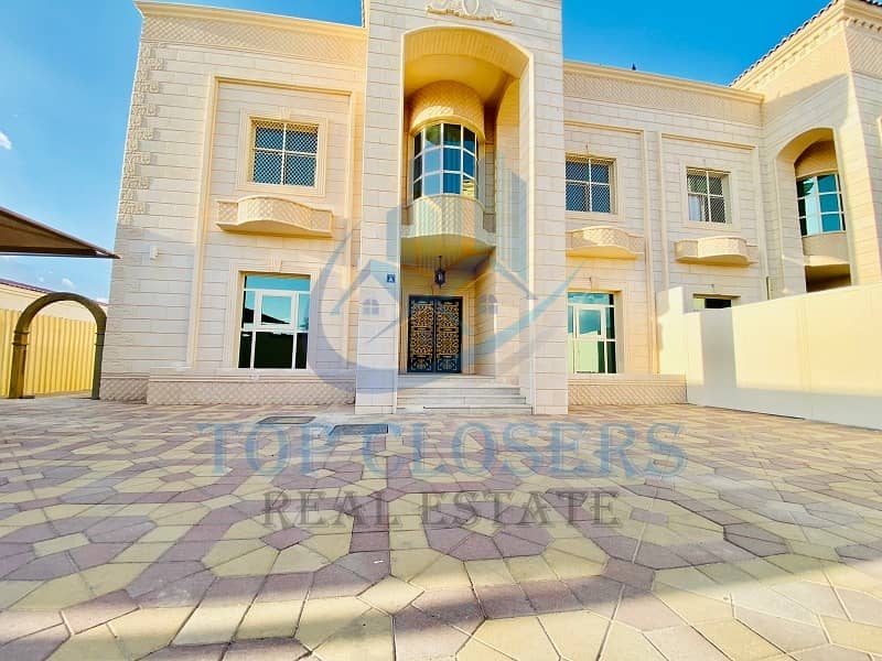 Вилла в Фалах Хаззаа, 4 cпальни, 100000 AED - 6819989