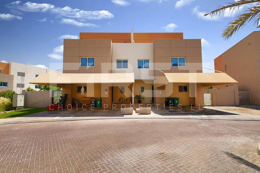 17 GOOD PRICE! Double Row Villa in Al Reef!