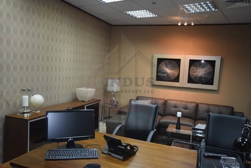 Luxury ready office in Almas Tower for rent call 0552136102