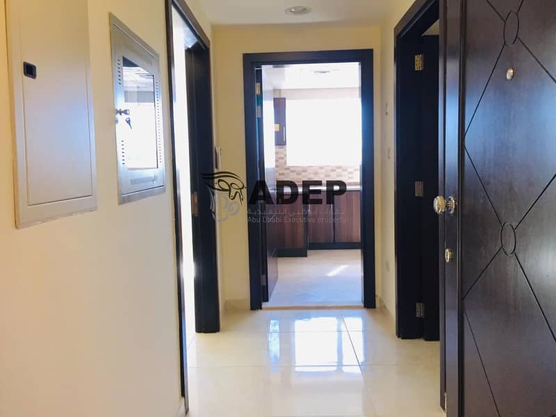 "Neat & Clean" 2 BHK APT With Parking