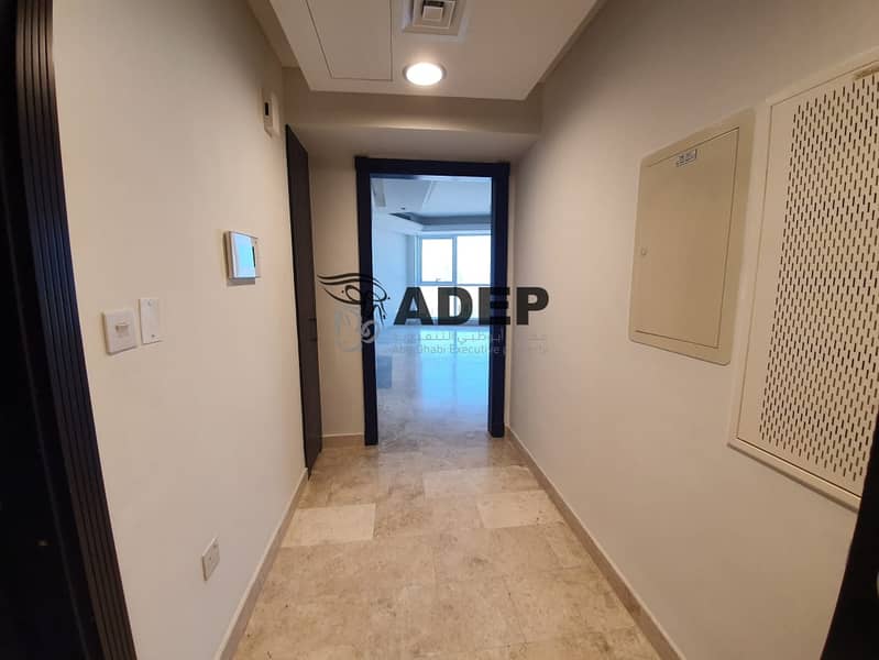 18 Excellent 1 Bedroom with Hall