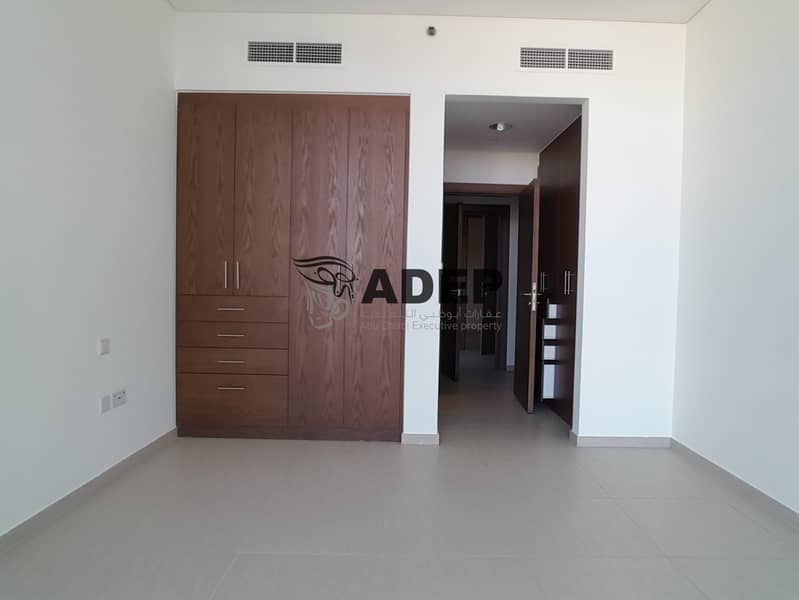 6 Good as New 2BHK w/ Maidsroom and Balcony
