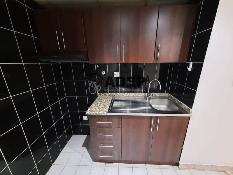 6 Affordable and Clean Studio Apartment Available