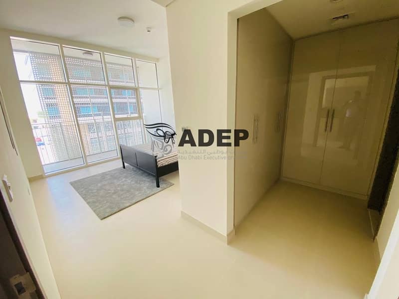 8 Amazing huge 1 bedroom near park