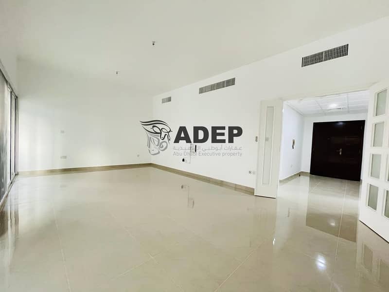 "Fully Renovated" APT With Maids  & Parking