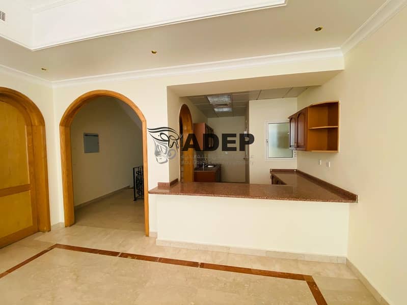 13 6 bedroom Spacious Family Villa