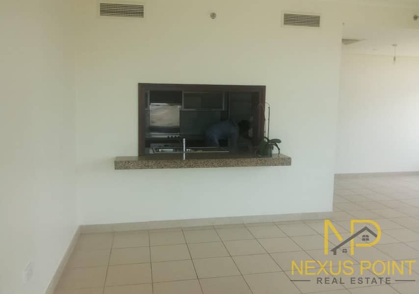 6 Burj Khalifa View | Well Maintained | Chiller Free