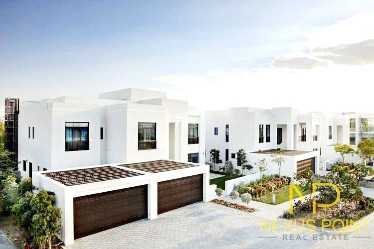 9 On The Lagoon | 6BR Contemporary | Experts Choice