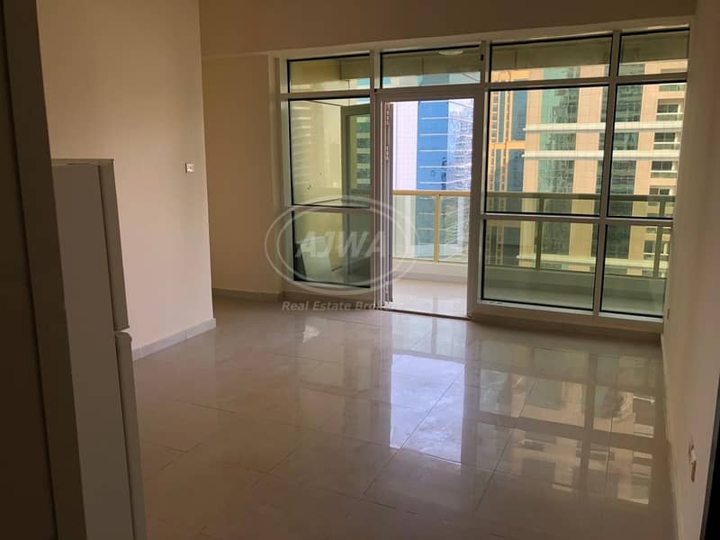 1Bedroom with Big Balcony Lake View Reserved Parking