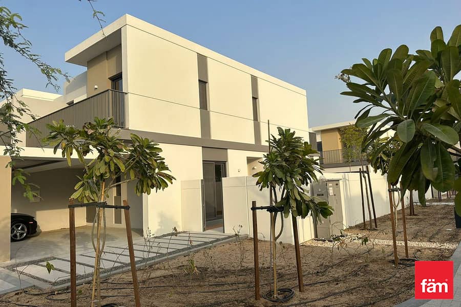 Upscale Living | Corner Unit | Gated Community Upscale Living | Corner Unit | Gated Community