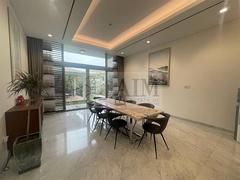 FOR SALE | 4 BEDROOM | LUXURY VILLA | BURJ KHALIFA VEIW