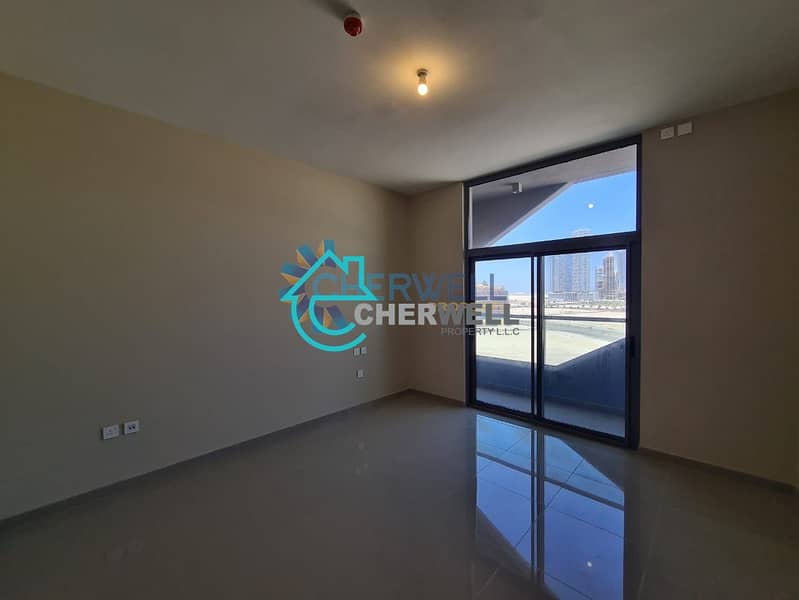 6 Brand New Apartment | Large Layout | Ready to Move