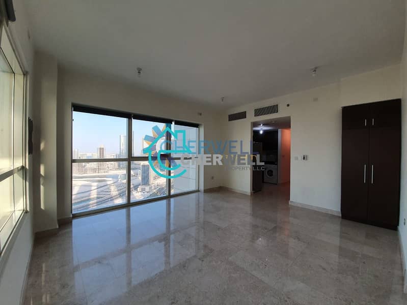 7 Great Deal| Sea View | High Floor | Vacant