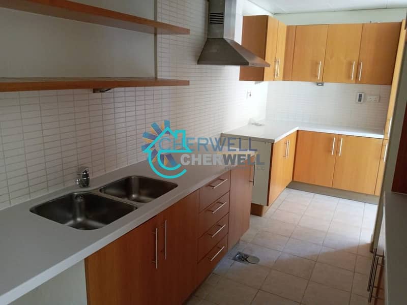 3 Well Maintained Townhouse | Rent Refundable